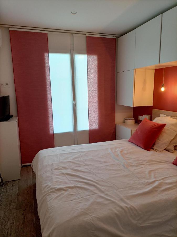 Appartement Proche Mer Avec Terrasse Et Jardin Privatif 耶尔 外观 照片